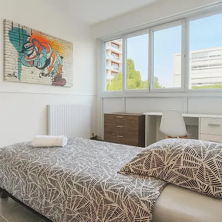 élégant Rez-de-jardin 4 à *