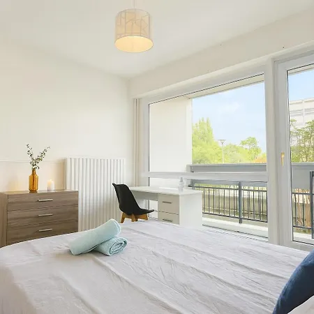 élégant Rez-de-jardin 4 à Appartement *