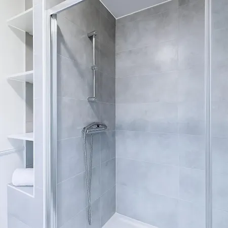 élégant Rez-de-jardin 4 à Apartamento Angers