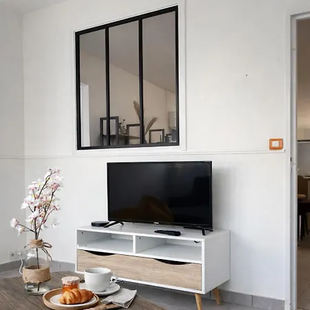 Apartamento élégant Rez-de-jardin 4 à *