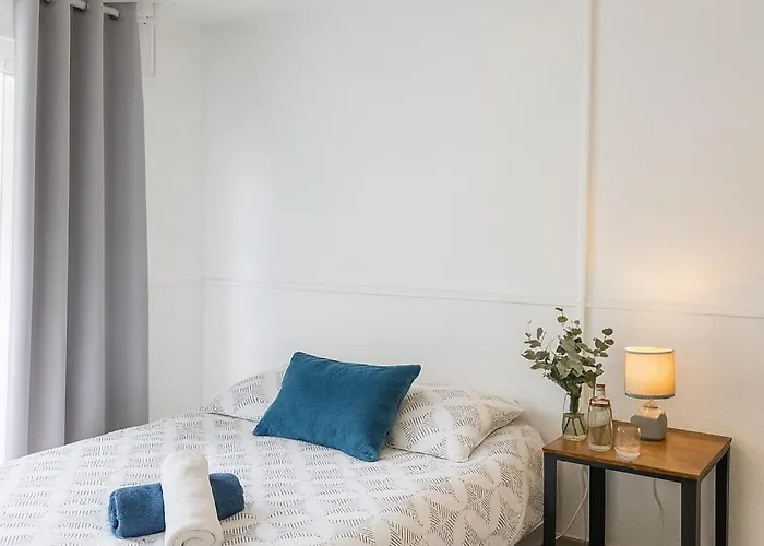 Elegant Rez-de-jardin 4 A Angers