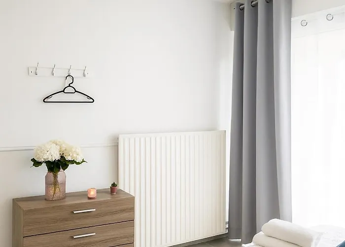 Elegant Rez-de-jardin 4 A